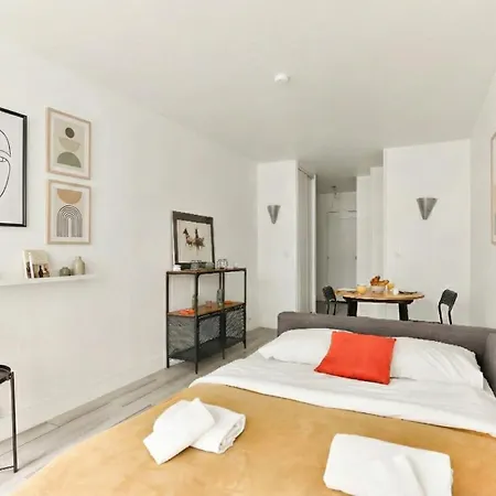 Appartamento Cozy Comfortable In The Heart Of 12th *